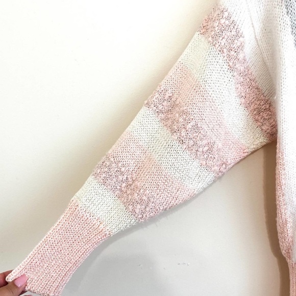 Vintage Pink Shimmer Textured Surplice V-neck Sweater by Side Effects - Picture 7 of 7